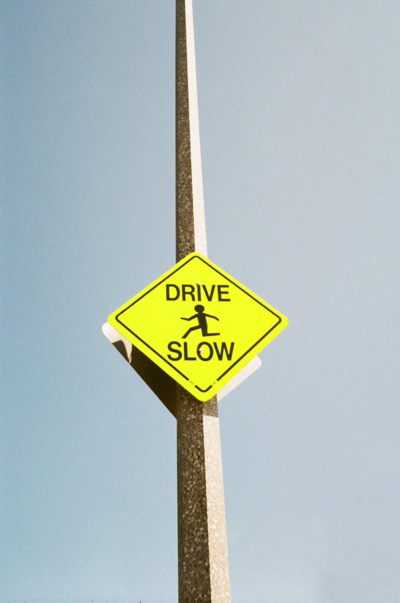 6 NOTABLE Back To School Safety Tips For Drivers And Students
