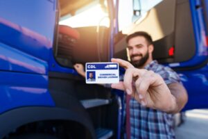 ¿Cuál es la diferencia entre una Licencia de Conducir Comercial y una Licencia de Conducir No Comercial?